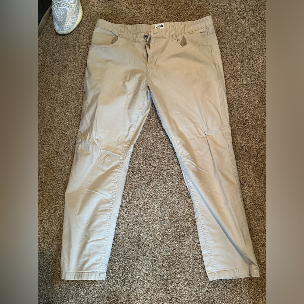 North Face Khakis 40L/32W